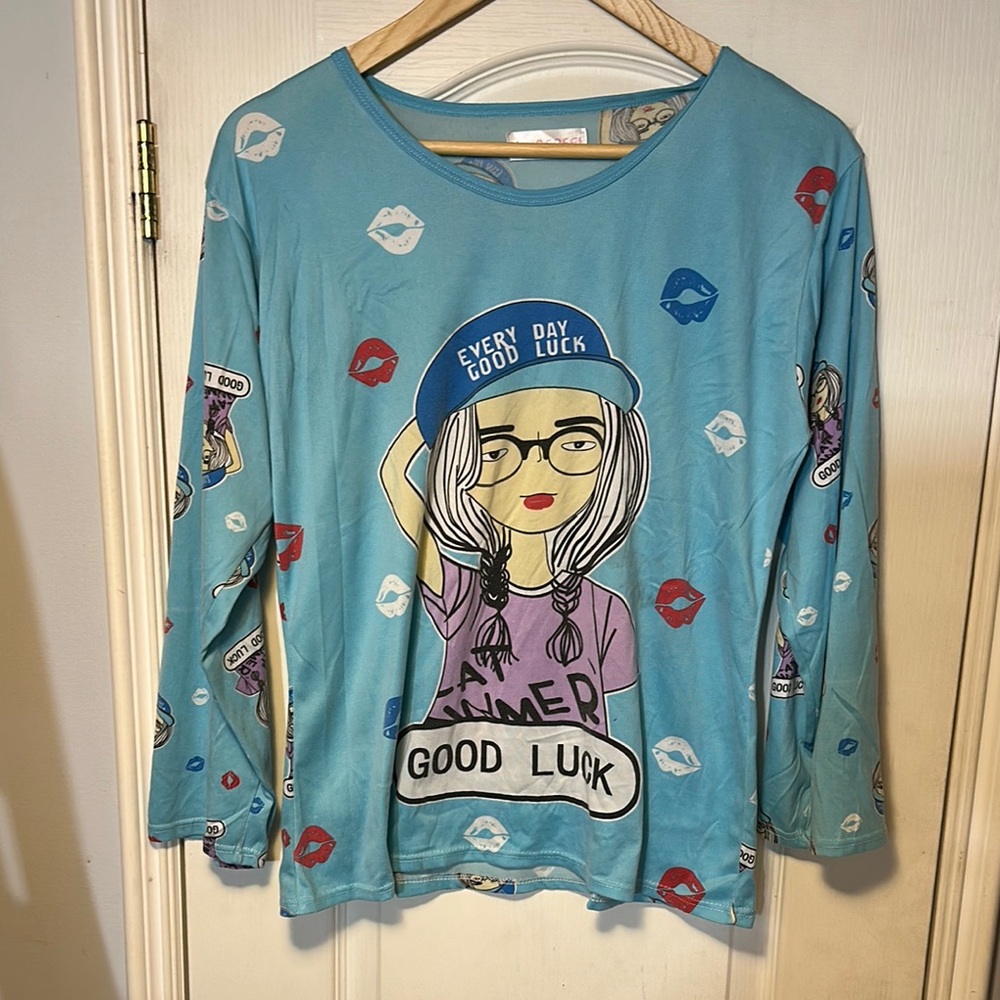 HUAERFEI “Good Luck”Blue Graphic Long Sleeve Shirt Size L